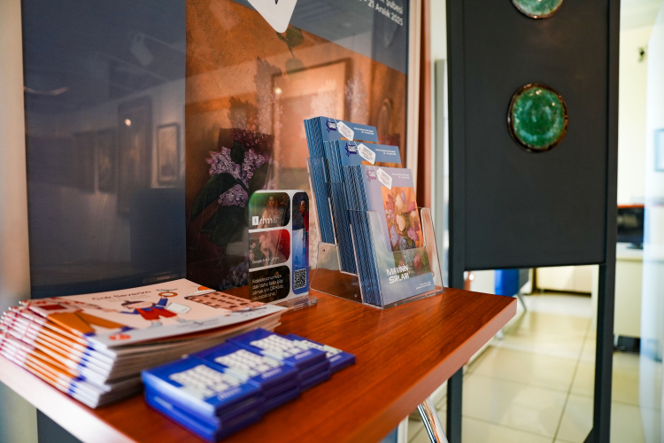 Anadolu Sergileri çinin başkenti İznik’teydi