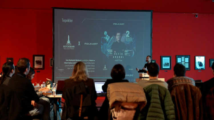 İzmir’de yapay zekâ ve dijital sanat buluşması