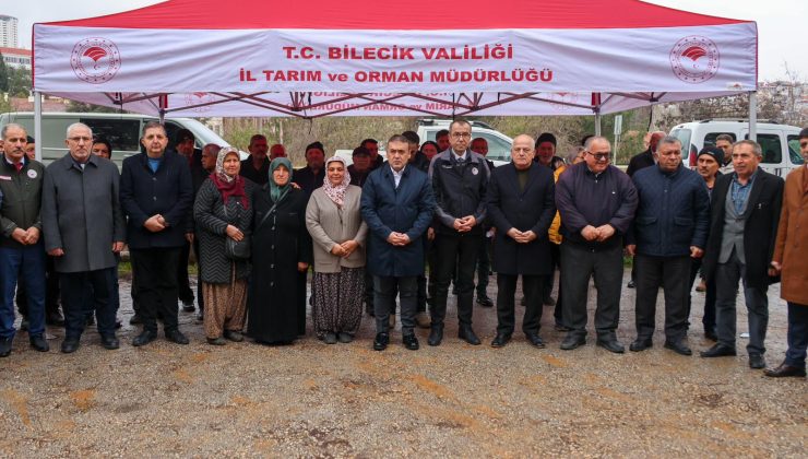 Vali Sözer, Meyveciliği Geliştirme Projesi Kapsamında Düzenlenen Fidan Dağıtım Programına Katıldı