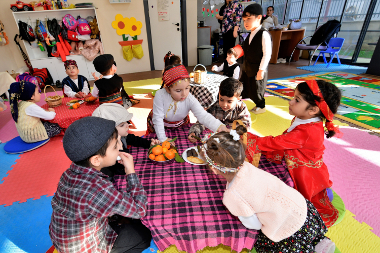 Bornovalı miniklerden ‘yerli’ coşku