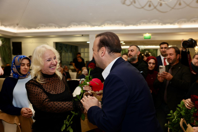 İstanbul’da Darülaceze’de erken yeni yıl yemeği