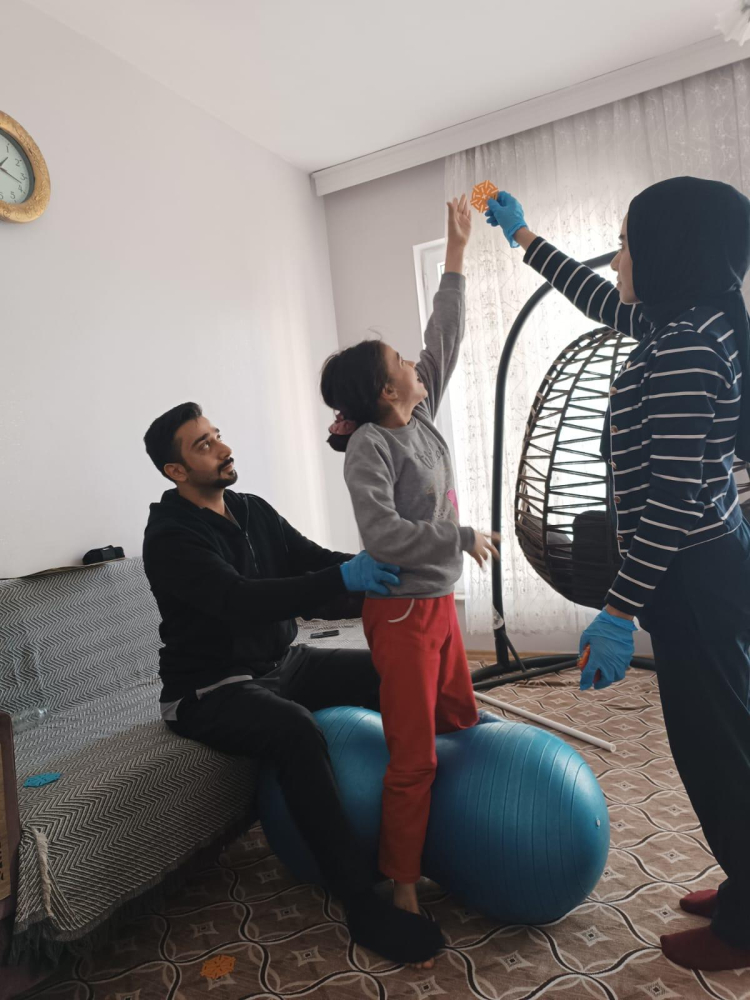 Gaziantep Büyükşehir’den evde fizik tedavi hizmeti