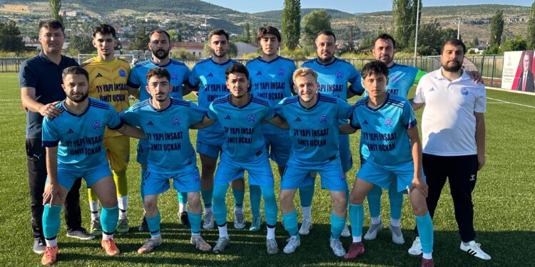 GÖLPAZARISPOR 1. AMATÖR LİG’E YÜKSELMEYİ SON HAFTADA KAYBETTİ