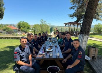 Başkan Tekin’den Jandarmaya Anlamlı Ziyaret